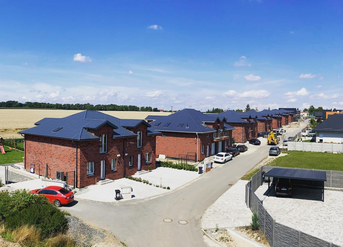 Поставка ЛСТК-каркасов для Коттеджного Посёлка в Чехии!