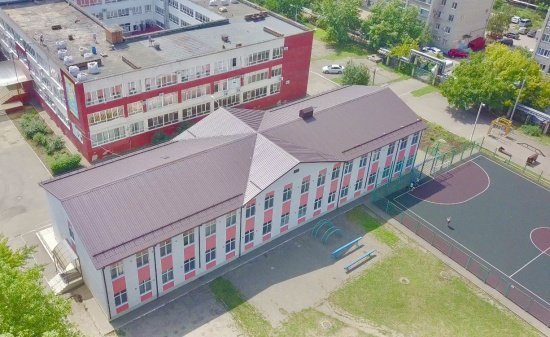 7 школ из ЛСТК: общая площадь 10 080м²
